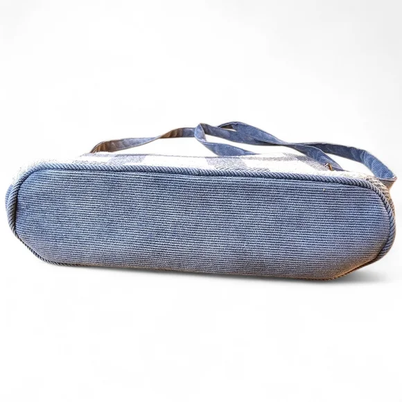 Earthsquared Plaid Crossbody Bag โ Grey & Cream ๐ค๐ฉถ - Picture 4 of 8